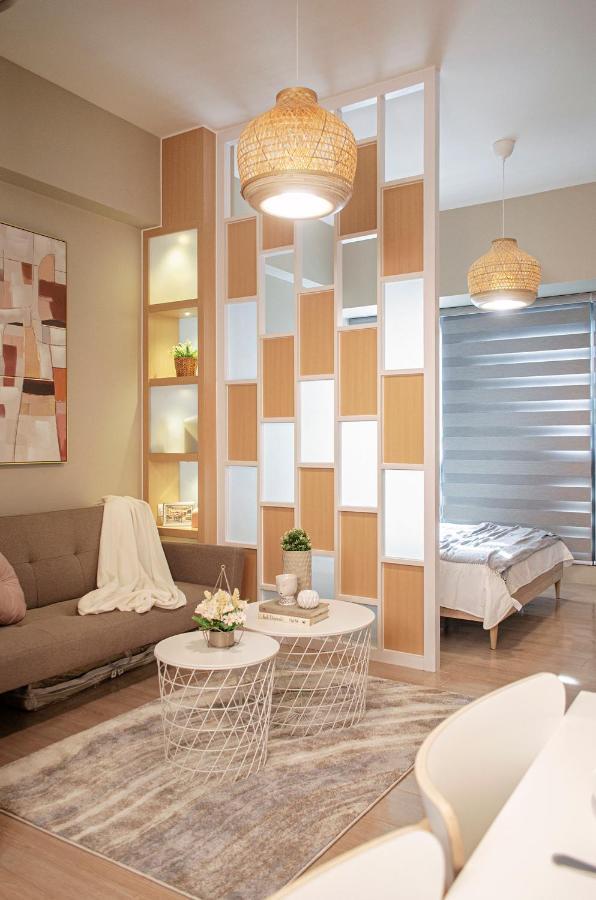 Cozy And Classy Studio Across Airport Terminal 3 ปาไซ ภายนอก รูปภาพ